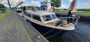 Unieke overnachting op een boot in Giethoorn