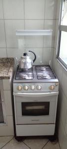 Apto familiar no Guarujá, próximo da Praia das Astúrias