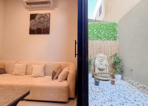 الملقا غرفتين وصالة