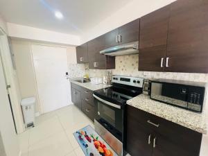 Spacious two bedrooms with sea and city view