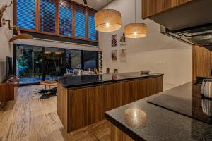 Ground F HTub, Jungle Sanctuary Beach walkable !