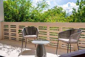 Cozy Couples Spot Explore and Relax