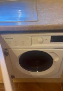 Modern 3-Bedroom Home 3 Minutes from Biggin Hill Airport - Secure Gated Community