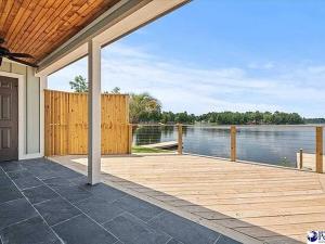 Private, Lakefront Condo