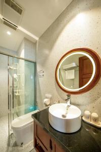 JULIEs HOUSE - A LUXURY APARTMENT IN HUE