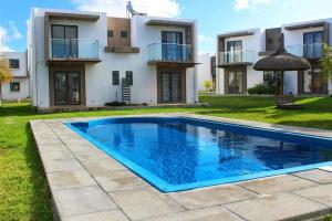 2 Bedrooms Duplex in Melville