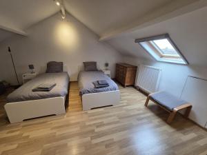 Bel-étage cosy 2 chambres proche Charleroi-Airport