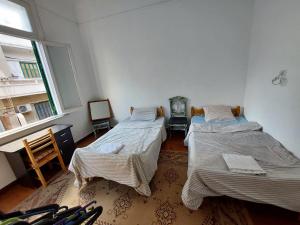 Granada private bedroom for men only