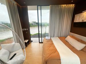 Phú Xuân Homestay - Gần Dốc Hoàng Hôn, Phòng Rộng View Sông