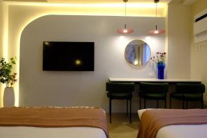 Stylish Luxe Studio near Cebu IT Park with Pool, Gym, Sauna