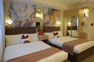 Stylish Luxe Studio near Cebu IT Park with Pool, Gym, Sauna