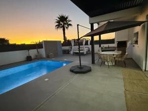 Villa R&M with Pool and Jacuzzi