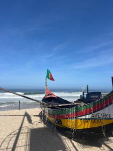 Casinha Yellow - By the Sea