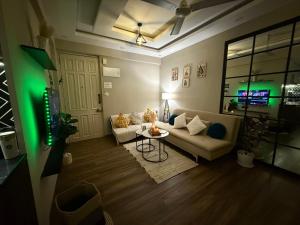 Dishney Den-Luxe 1BHK Stay with pool near Anjuna & Thalassa