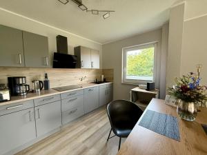 Ferienwohnung Bella - mit Waschmaschine, Fahrstuhl und Carport in ruhiger Altstadtlage von Ballenstedt