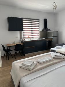 Lexhulo "Rest&Fly" Rooms