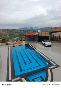 panorama tal elroman chalet