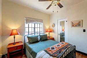 Historic 3BD 2BA Tucson Bungalow, Steps to UofA