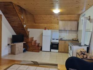 Bungalow in Mountain 2