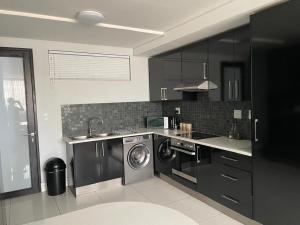 Stylish Comfortable 2 bedroom apartment in the Heart of Windhoek