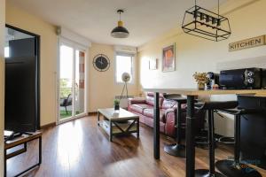 Montaigne - Proche Tram - 5min Aéroport