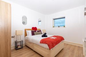 Amanah Properties - Skyline Hideaway 3BR City Views London Bridge