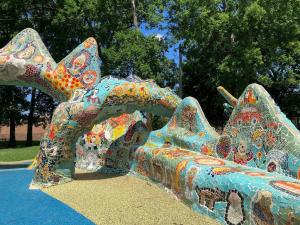 Steps from Hillsboro Village, Downtown 9 mins away