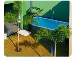 Casa com dois quartos com piscina próx shopping