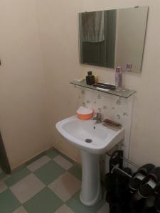 Impeccable 2chambres salon centre ville de cotonou