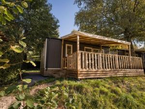 Mobil-home de 26m² avec terrasse pour 4 personnes - API-1-52-556