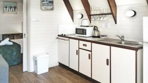 Picnic Bay Chalet Unit 2