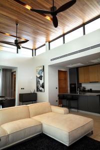 Modern 3BR Loft II Villa Private Pool Botanica