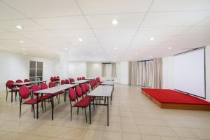 Golden View Serviced Apartments