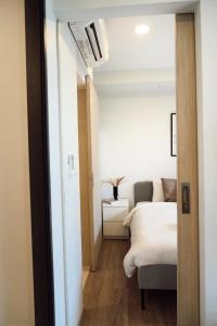 Laguna 1BR Apt Rooftop Pool Gym 1313