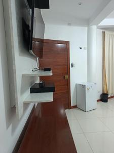 Deluxe Hotel Talara! cerca aeropuerto, plaza vea, plaza de armas, centros de negocios y turismo