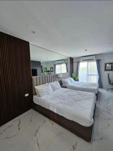 Kembali Condo Unit For Rent