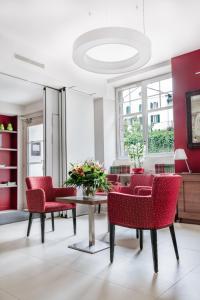 Hotels Hotel-Cafe du Trinquet : photos des chambres