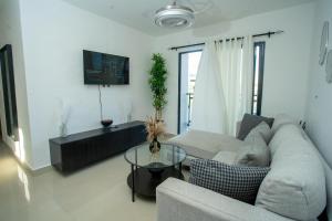 Luxurious penthouse in Caleta, 2 minutes from the beach