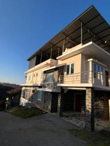 White Rose Homestay and Cottages