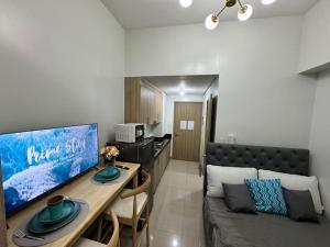 Jazz Residence unit 1201 Stayci