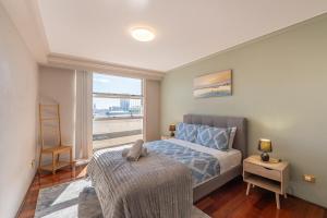 Cosmopolitan Charm in Central Sydney