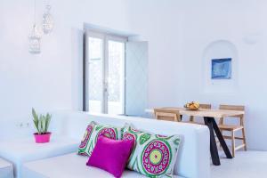 Skyfall Suites - Adults Only Santorini Greece