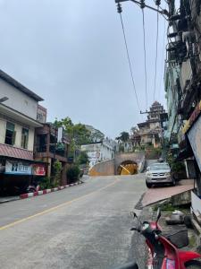 SUNZI BOUTIQUE HOSTEL : ซันซิ บูทีค โฮสเทล