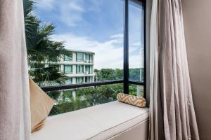 Seaside 1BR Apt Pools Shuttle S5309