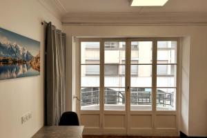 Studio lumineux hypercentre avec balcon