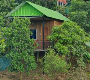 Banlung Mountain View Treks & Tours