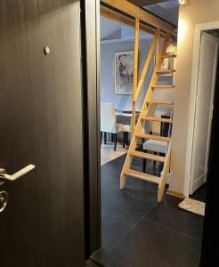 Cosy, workplace studio with a sunny rooftop view