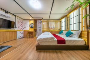 SHIN Hotel 80th Stadium Korat