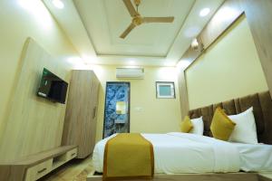 Maa Kela Devi Shanti Atithi Bhawan