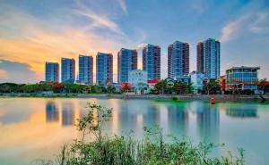 The Sun Avenue Central City